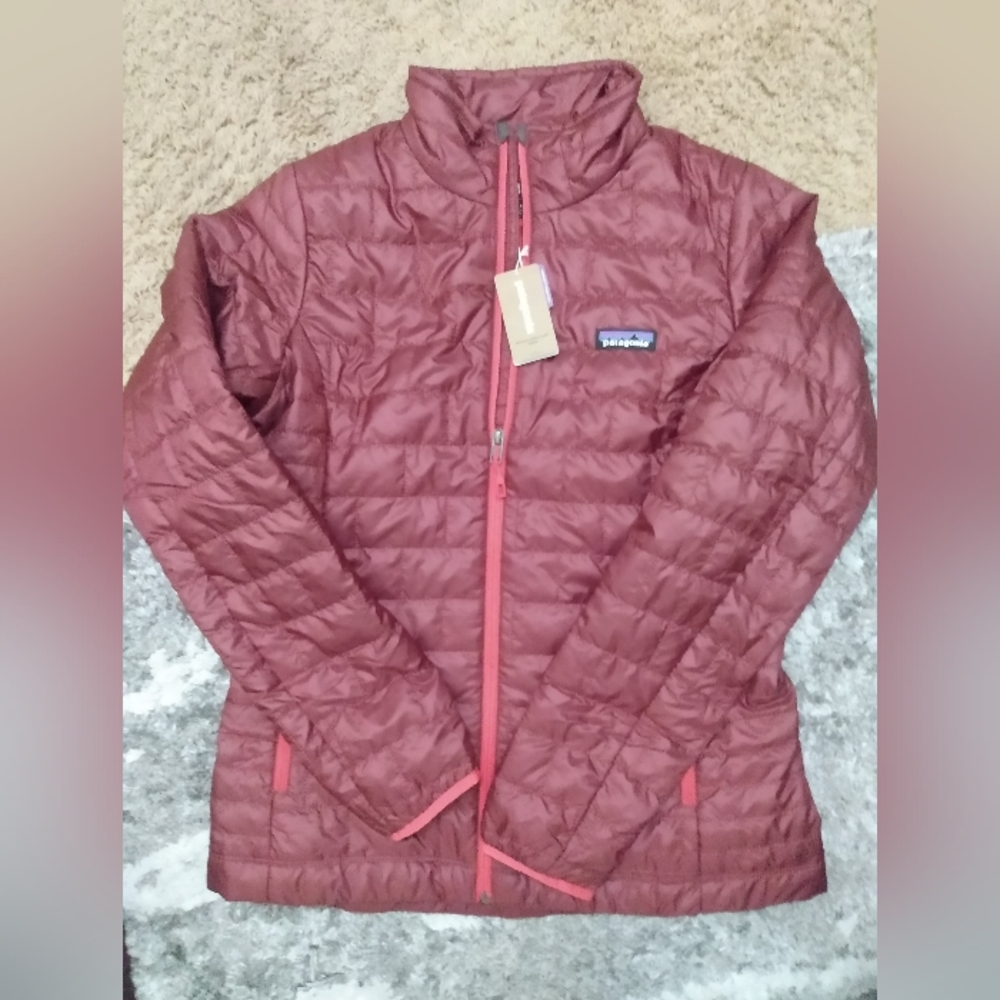 Patagonia women's nano puff jacket